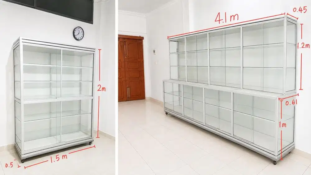 LEMARI DISPLAY KACA / ETALASE TOKO — BEKAS KONDISI SANGAT BAIK