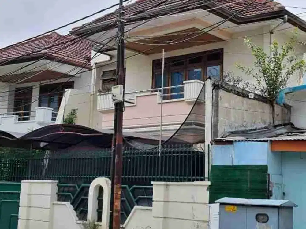 dijual rumah