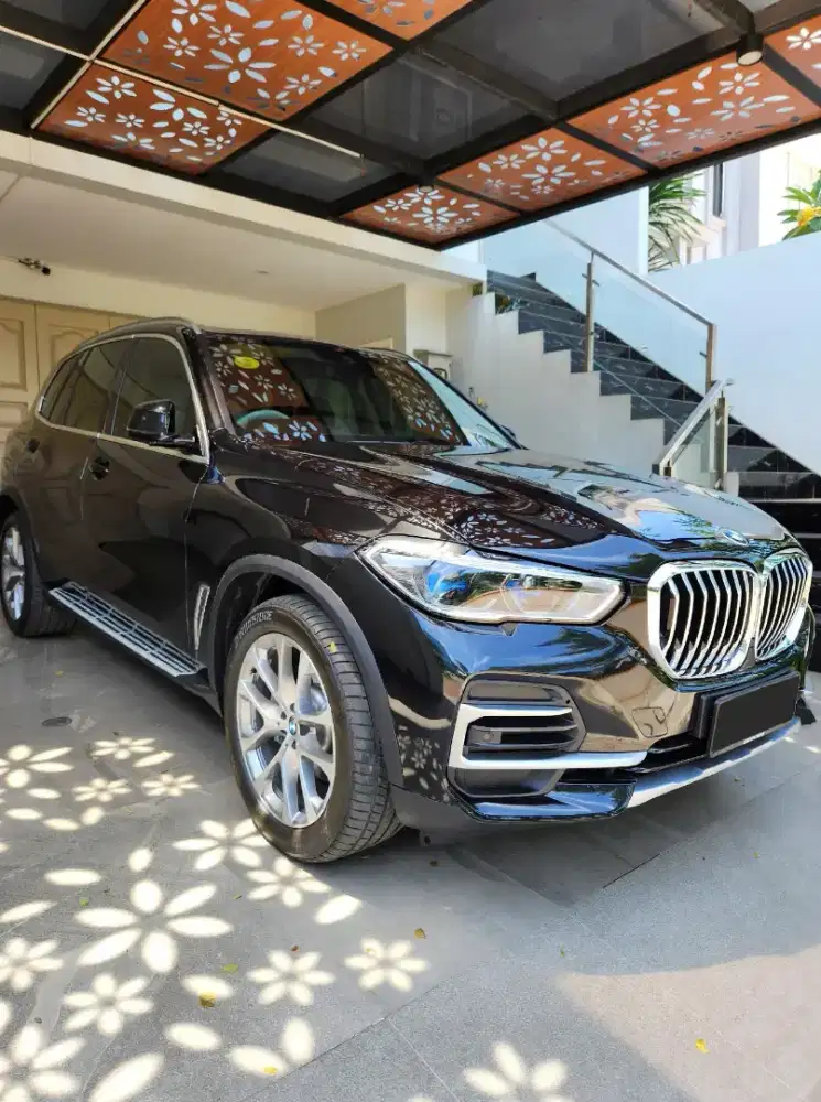 BMW X5 Black Hitam X-Line xDrive 4.0i NIK 2022 KM 2.000 Full Original