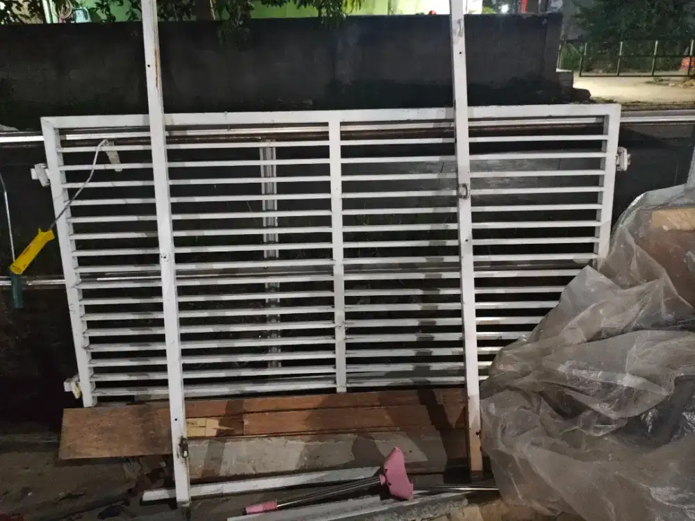 pagar galvanis bekas kondisi 80%