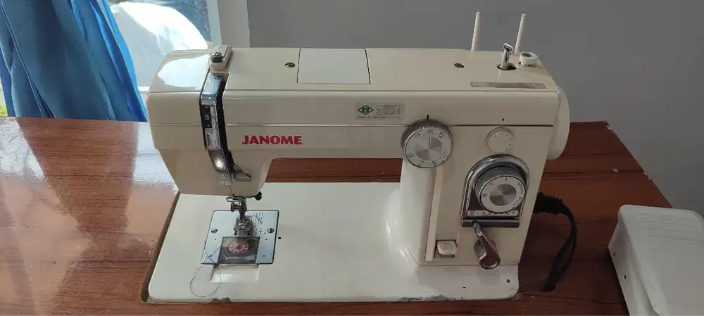 Mesin Jahit Janome 808A Semi Klasik Full Set - Lengkap