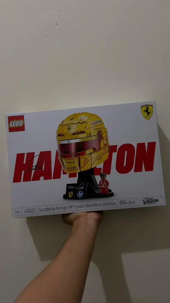 LEGO Lewis Hamilton Helmet