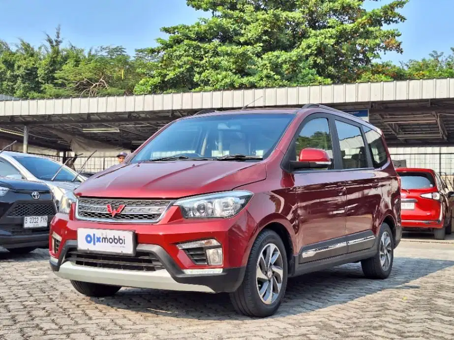 Pajak Panjang - Wuling Confero S 1.5 C Bensin-MT 2019