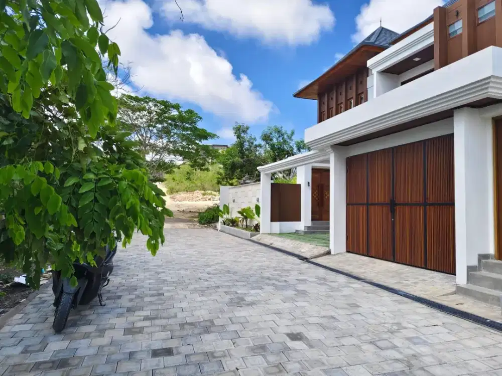 Tanah ocean blue nusa dua