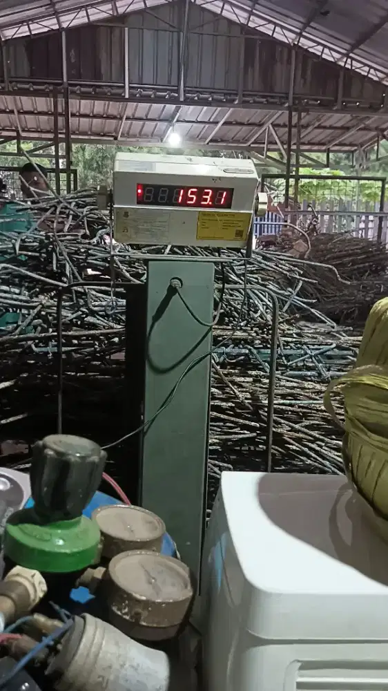Menerima barang bekas/bongkaran rumah,, elektronik rusak dll.