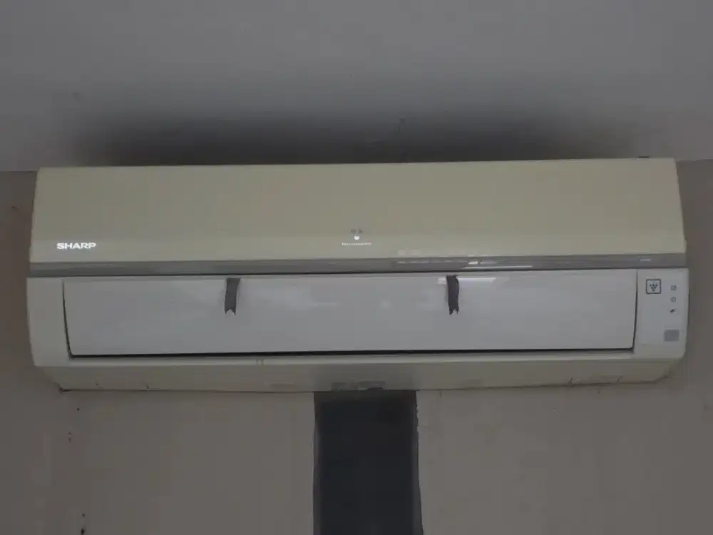 AC Sharp Plasmacluster 1/2 PK Bekas