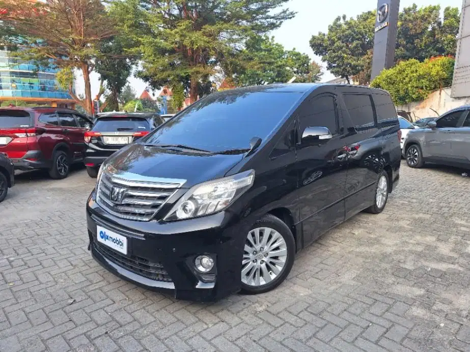LOW DP Toyota Alphard 2.4 S C Audioless Bensin-AT 2014 WVC