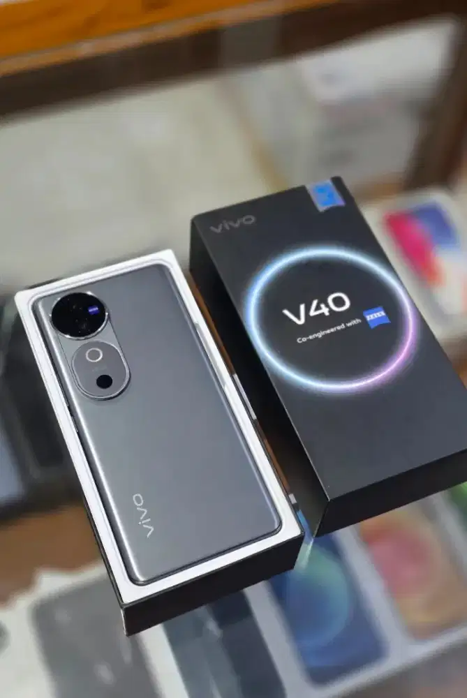 Vivo v40 12gb 256gb resmi indo garansi panjang like new