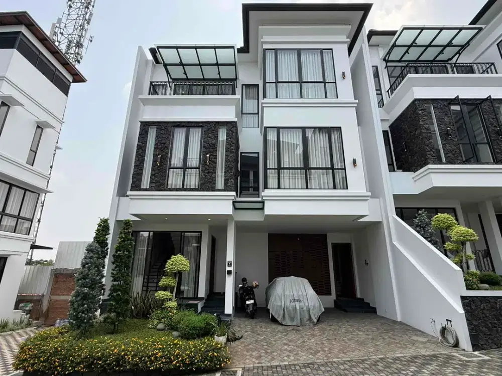 Townhouse Megah 3 Lantai di Lebak Bulus dekat MRT Lebak Bulus