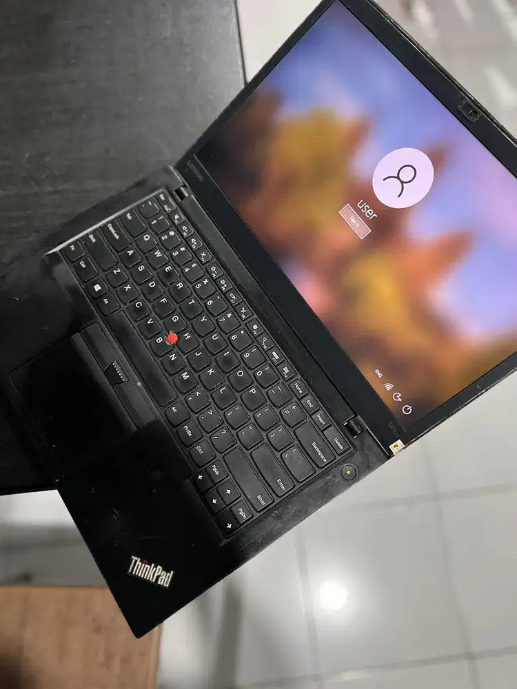 Laptop Lenovo Thinkpad T470s Core i7 Gen-7 intel i7 7600U Ram 16Gb