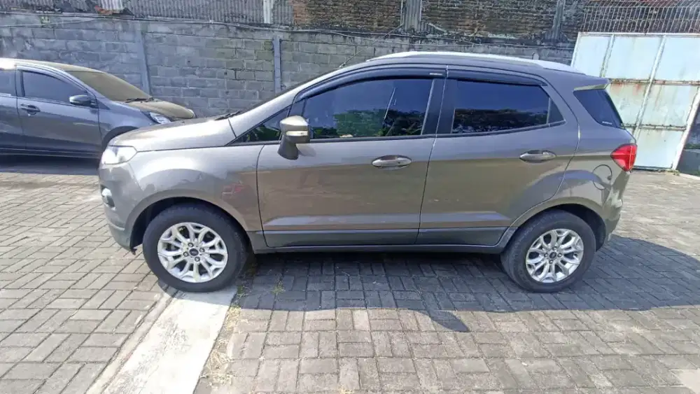 ford ecosport titamium at 2014