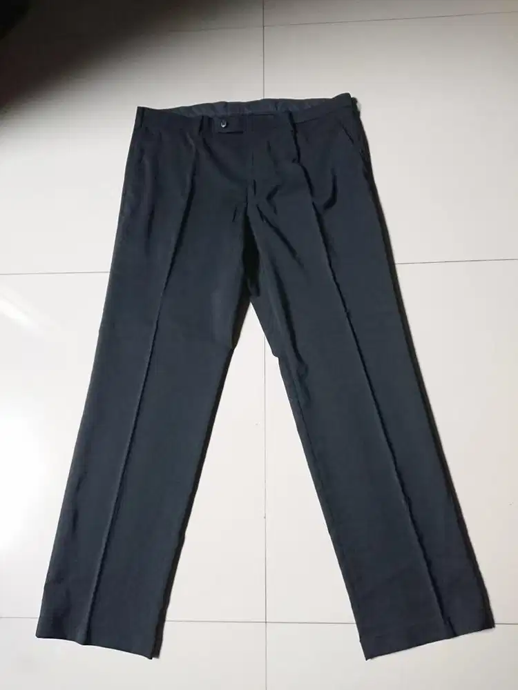celana uniqlo formal keren