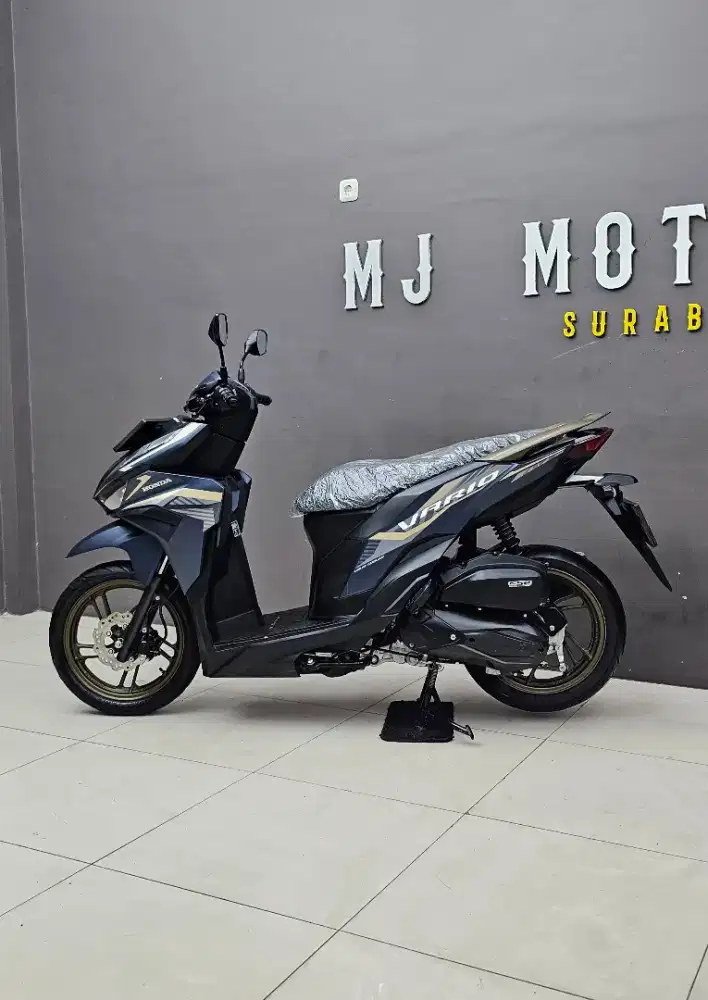 Honda Vario 125 CBS ISS Tahun 2023