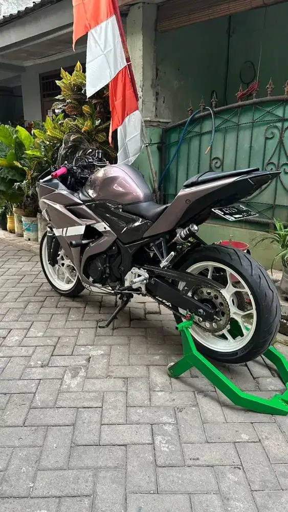 Yamaha r25 2016 gres