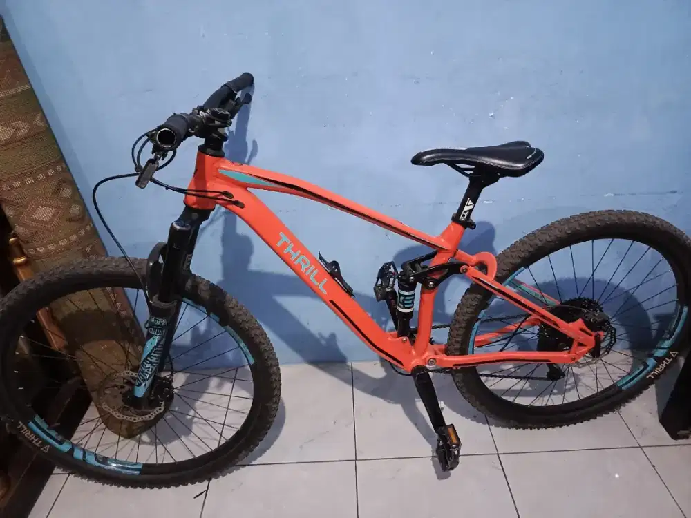 Sepeda MTB thrill