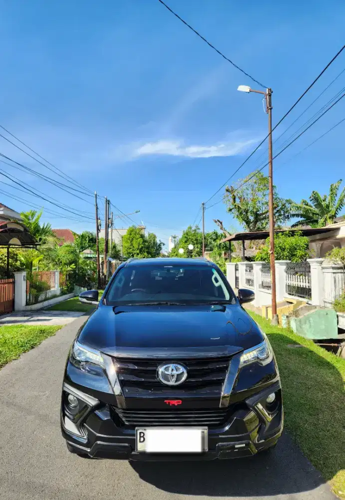 Toyota Fortuner VRZ TRD 2.4 Tahun 2020 A/T