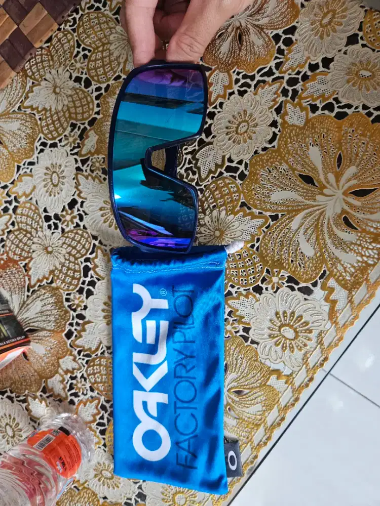 Kacamata Oakley Sutro Original