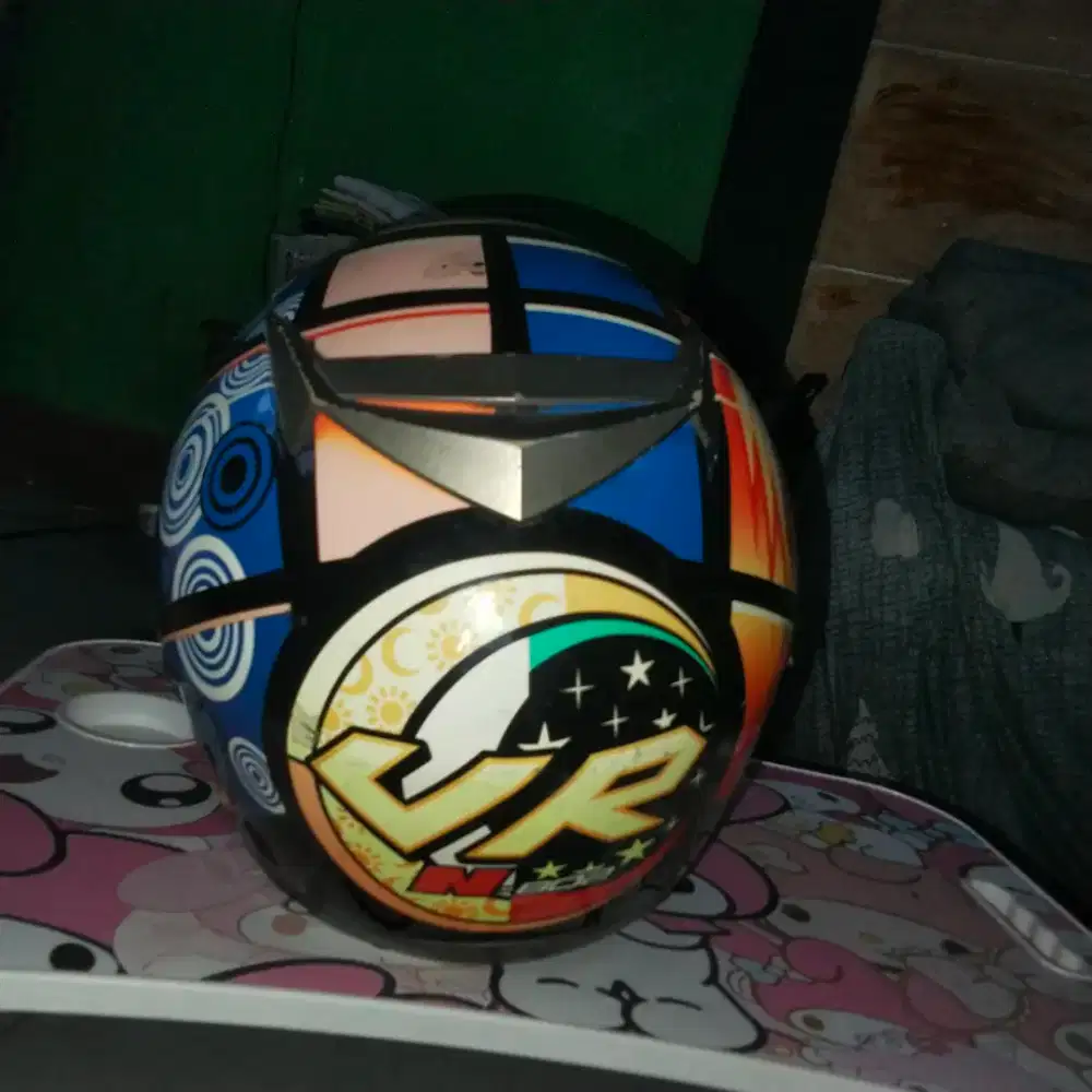 Di jual helm dewasa borongan..njs& mds