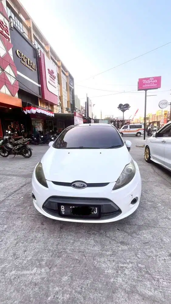 Ford Fiesta 2012 Bensin