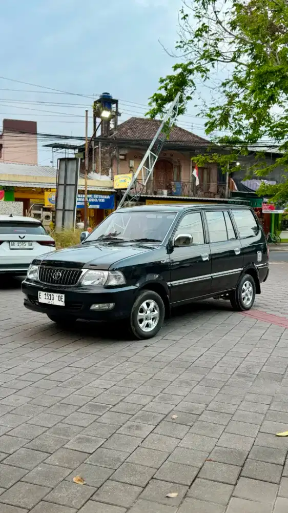 Toyota kijang LGX 1800 cc