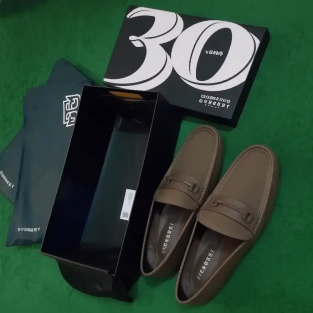 Sepatu Everbest Khason No 43 Baru