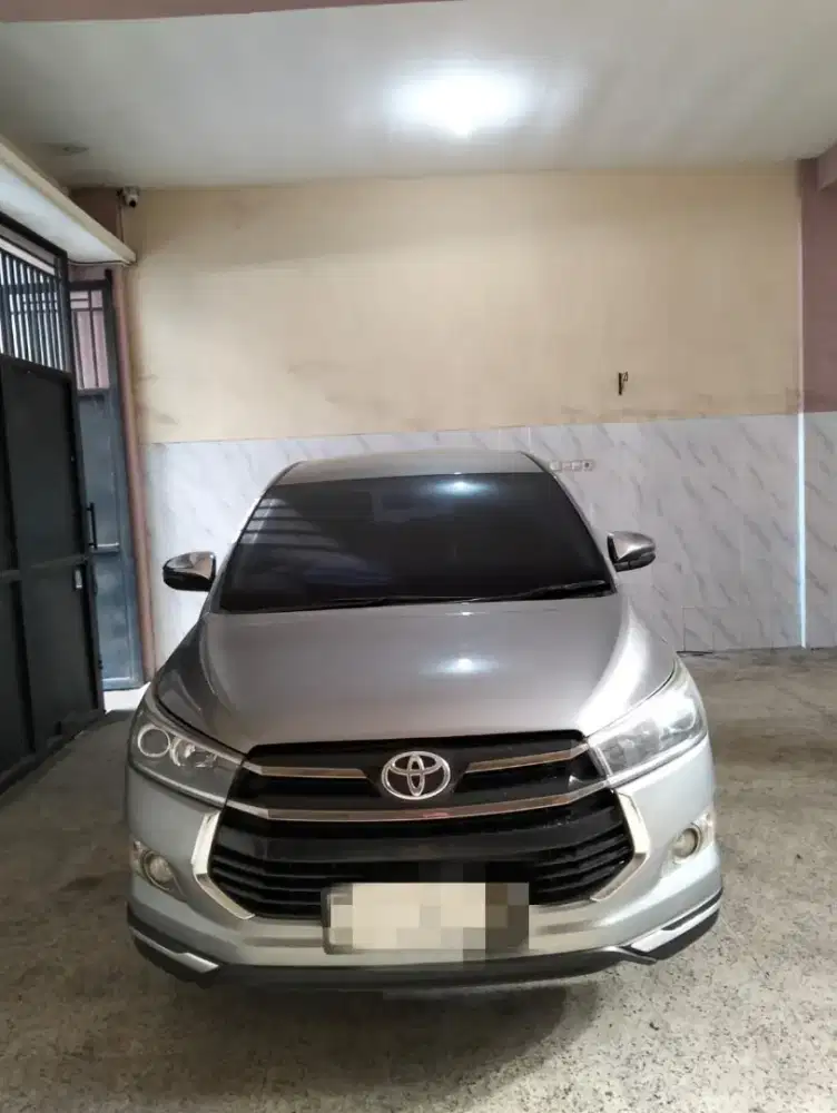 TOYOTA VENTURER 2019