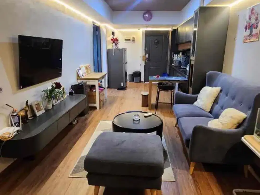 disewakan apartemen 2 br full Furnish mewah lokasi tengah kota dekat Mall Queen city