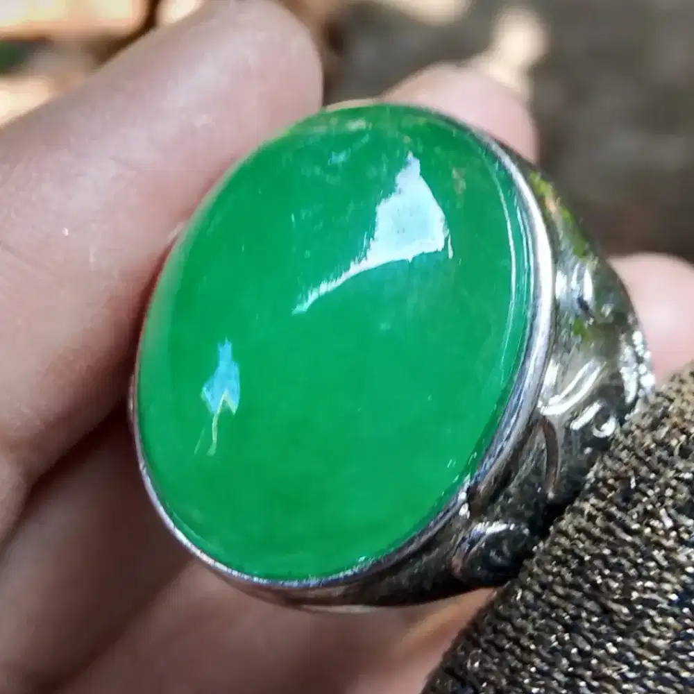 Vvd natural Jade giok burma no memo dim 21*16*10 ring germanium