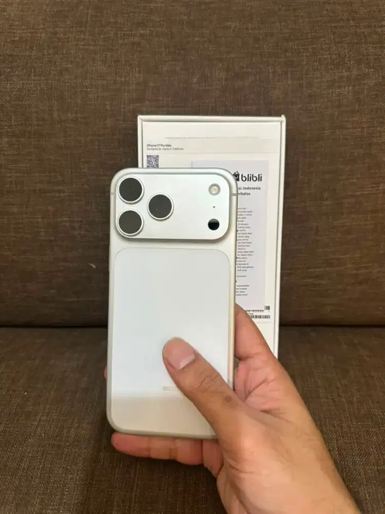 WTS iPhone 17 Pm