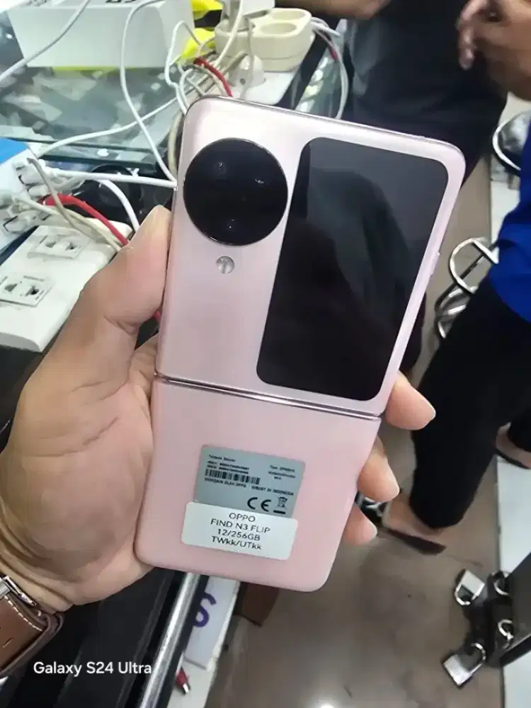 Oppo Find N3 Flip 12/256 gb