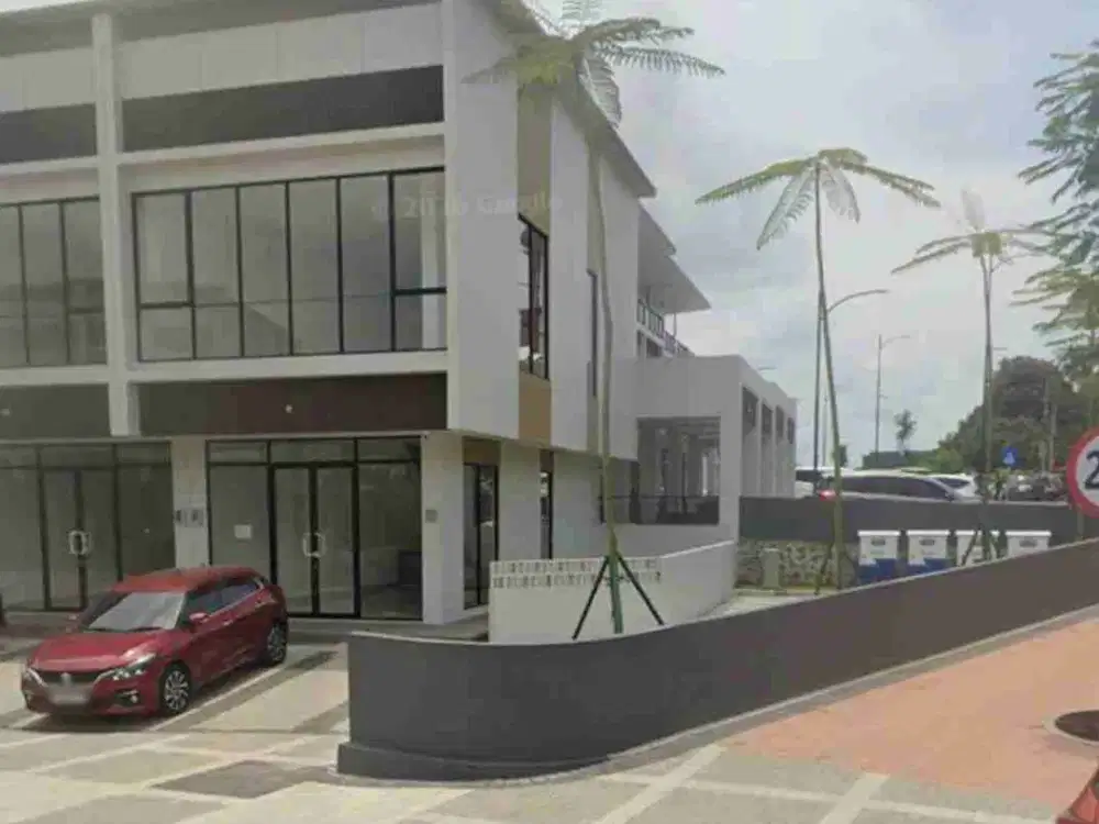ruko sorrento east grande hoek posisi hadap jalan dengan extra tanah