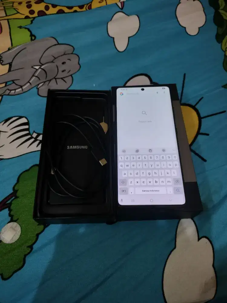 samsung s21 ultra 5G, ram 12/256Gb, fullset ori sein