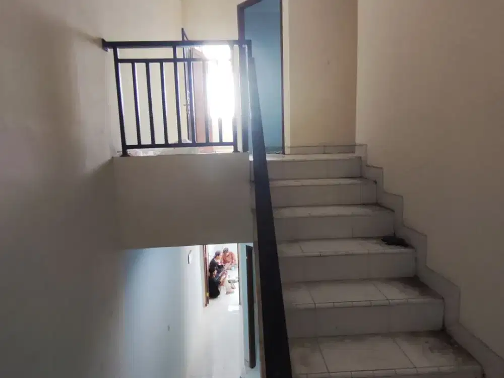 Sewa Rumah Tanjung Duren Cocok Untuk Keluarga 4x15 Dengan 4 Kamar Tidur Harga Termurah