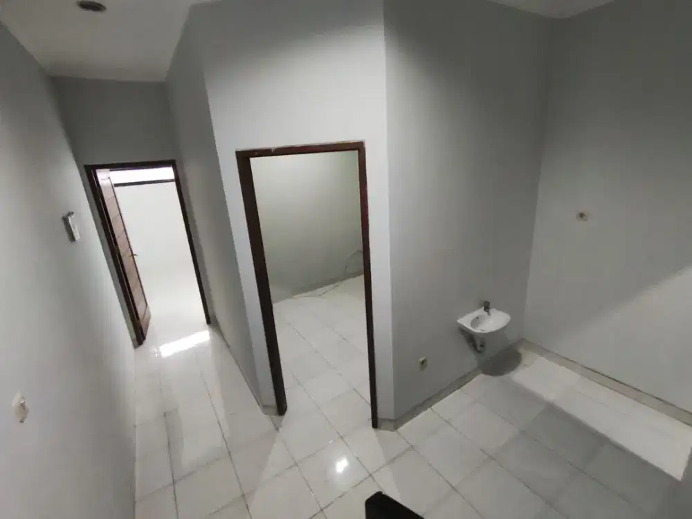 Rumah Di Tanjung Duren Disewakan Dengan Harga Murah Kondisi Bersih Rapih Murah