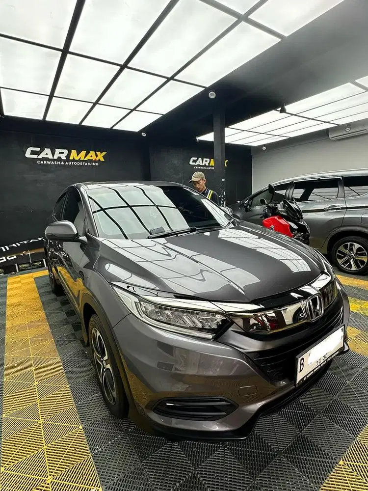 (KM 20.340) Honda HRV SE 1.5 2020 Abu-Abu