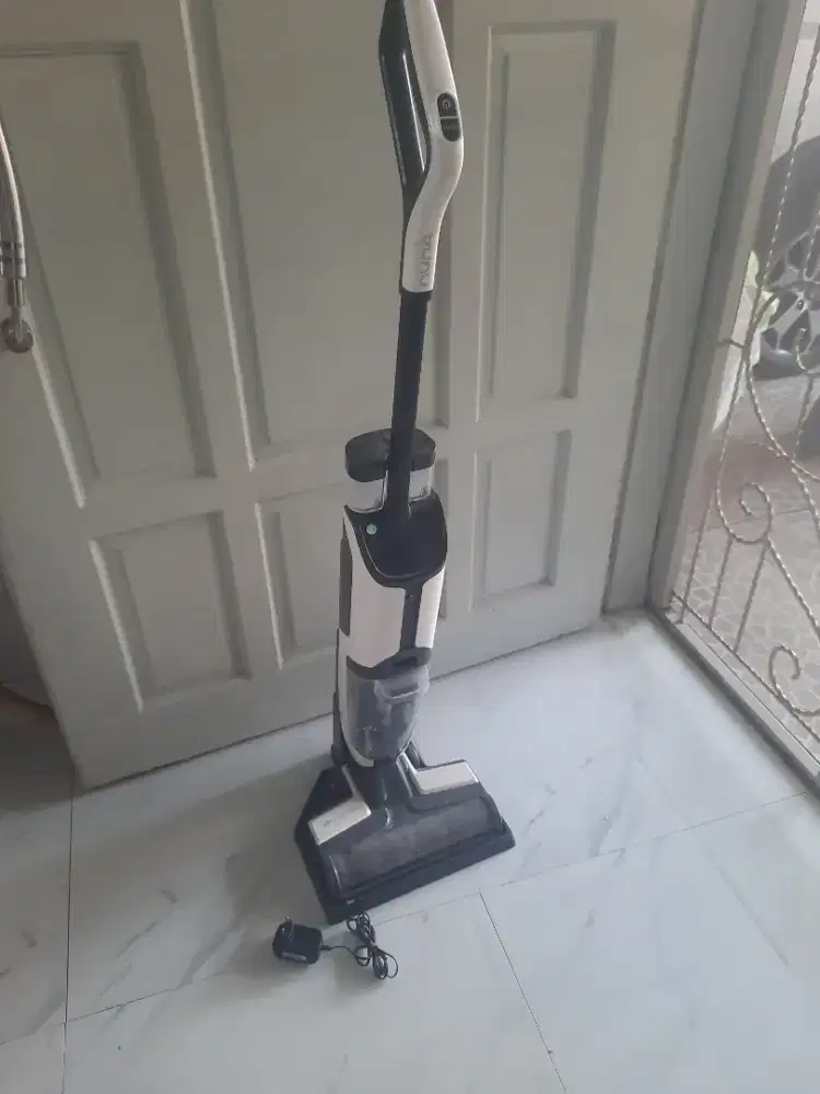 VACCUM CLEANER merk NUNA ULTIMATE 7