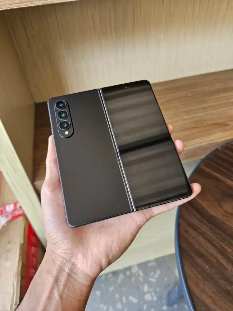 Samsung Z Fold 4 12/512GB Resmi Sein Black