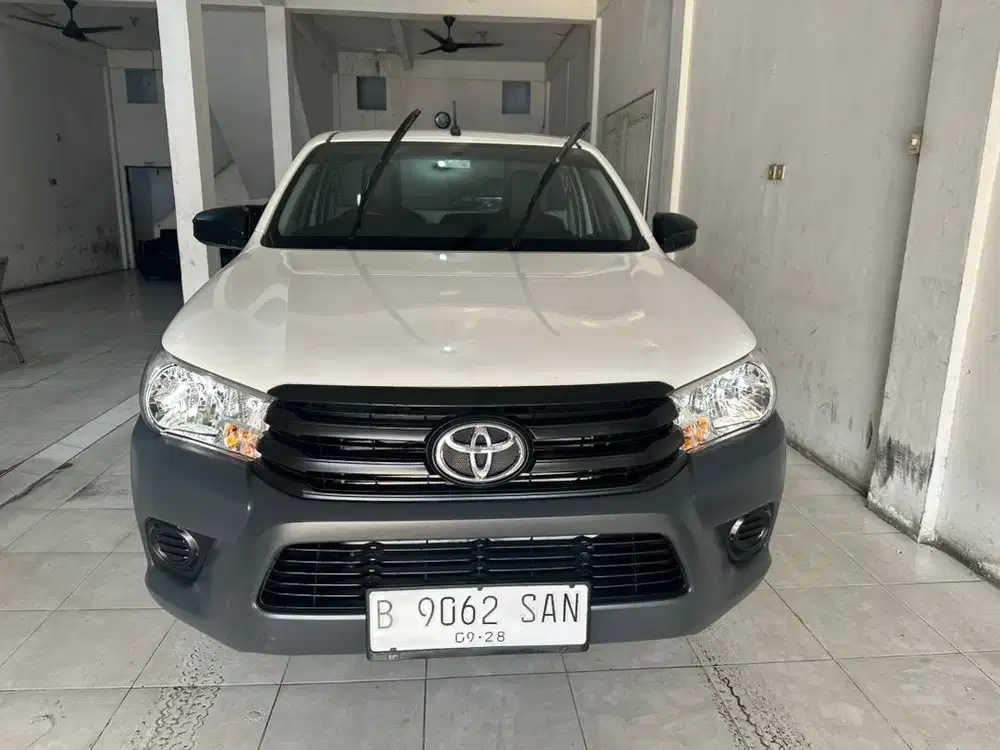 Dijual hilux sc solar manual 2022 dp 50jt