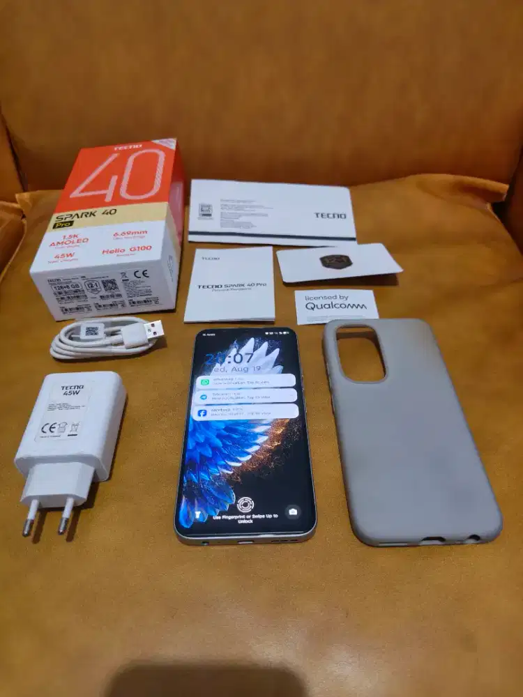 Tecno spark 40 pro 8/128 gb