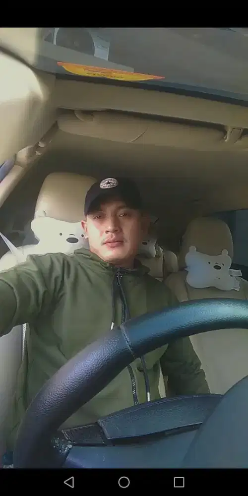 Saya sedang mencari pekerjaan sebagai driver/supir