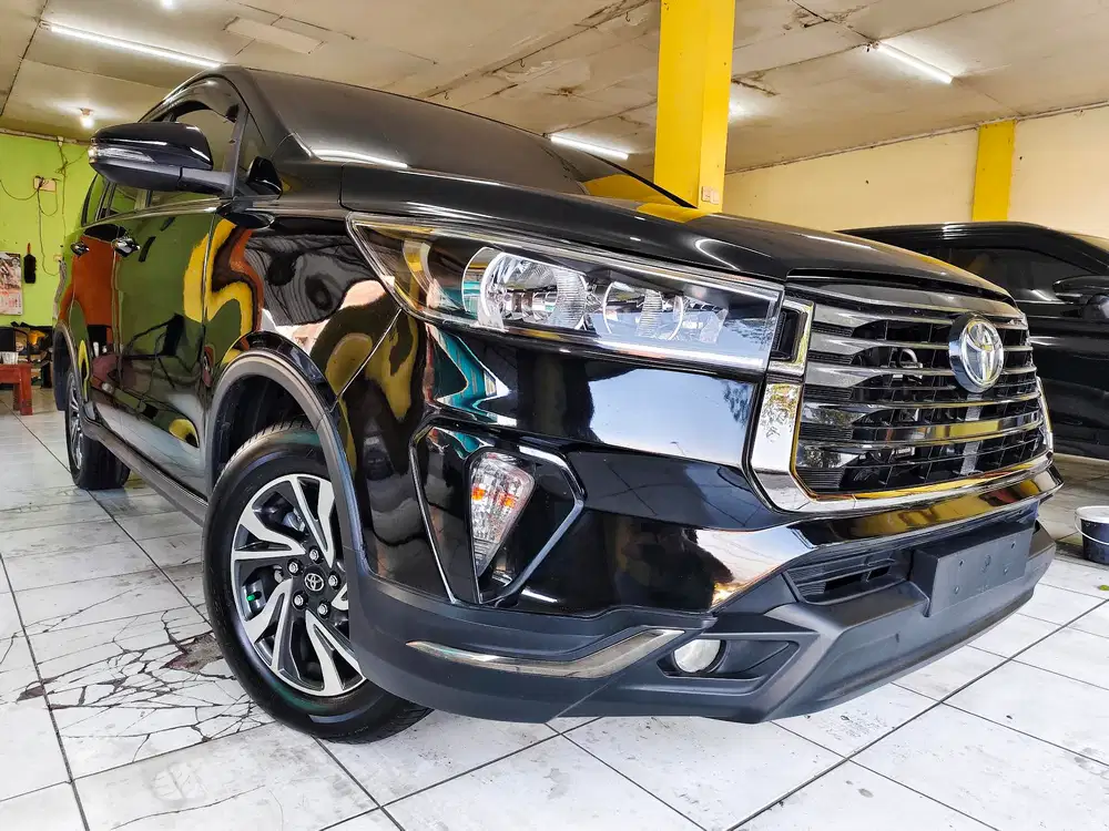 LOW KM TOYOTA INNOVA 2.4 G DIESEL AT 2021 MATIC SOLAR UP VENTURER 2022