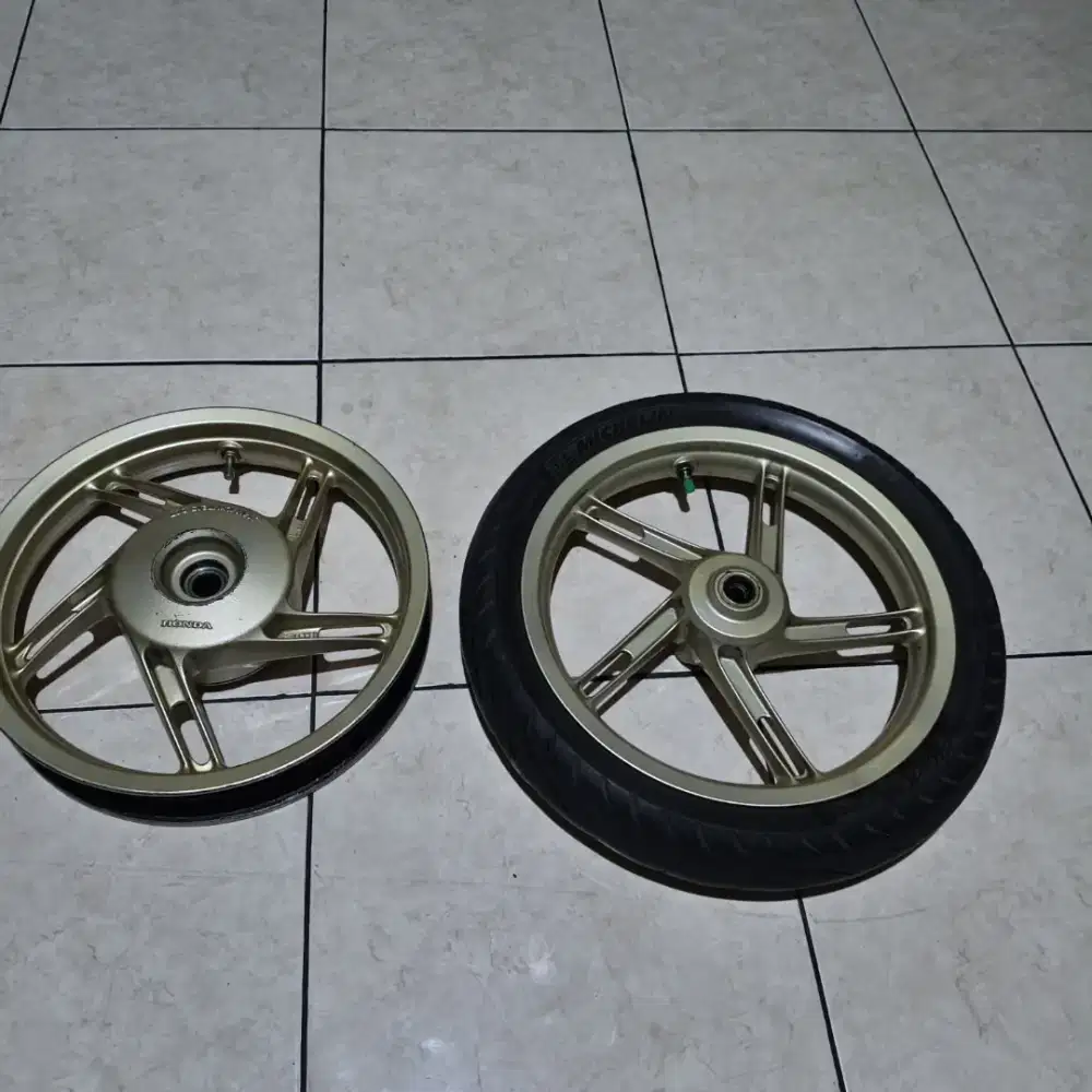 Velg pcx 125 CBU 2010 , mulus