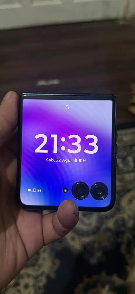 Motorola razr + 2024
