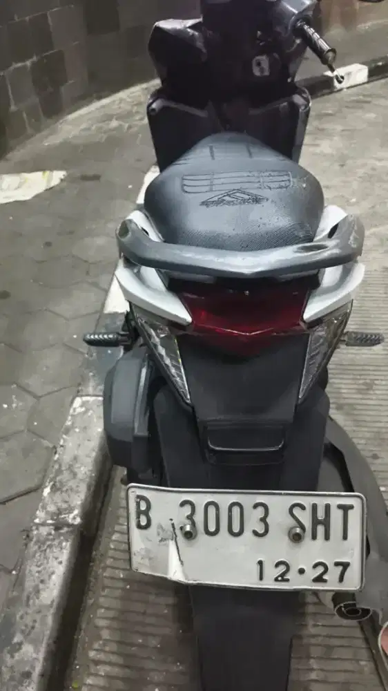 Dijual motor vario 125cc tahun 2012