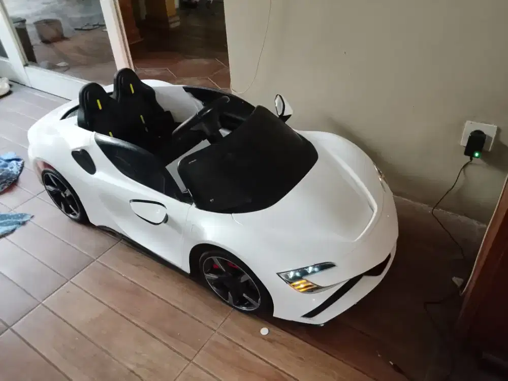 Mobil aki untuk anak