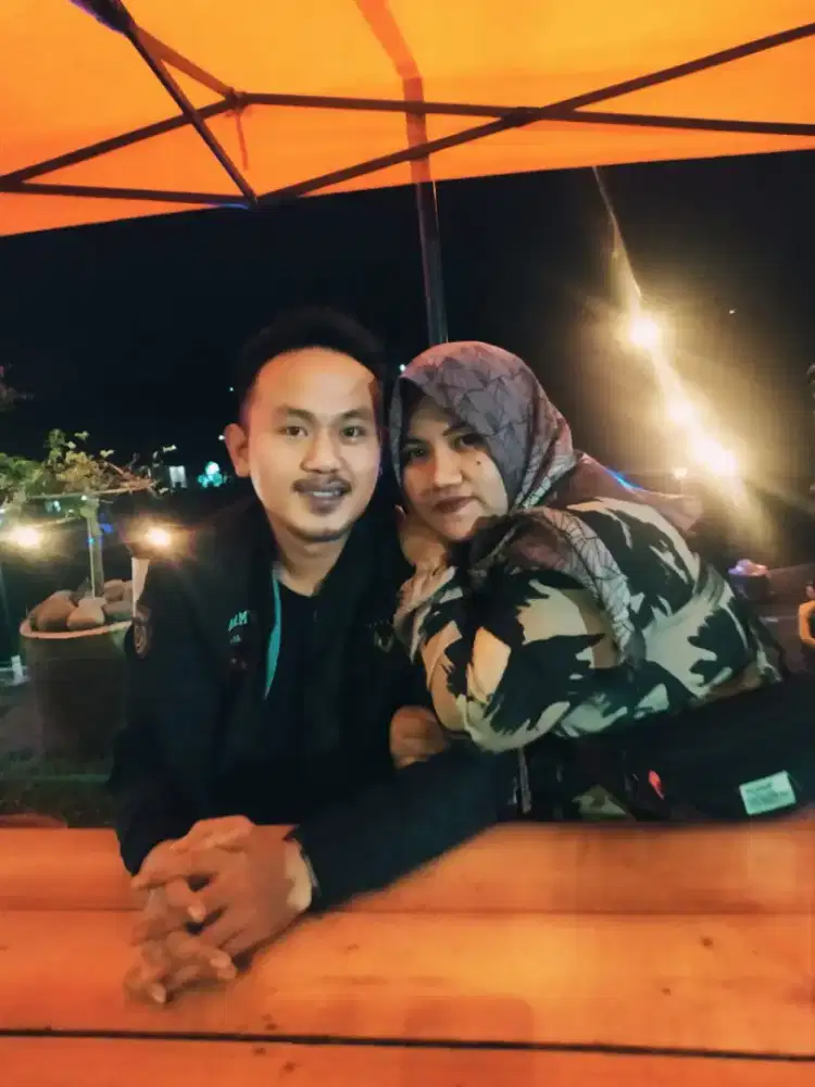PASUTRI CARI KERJA | BISA BEKERJA BERSAMA MAUPUN TERPISAH