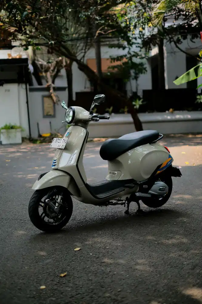 VESPA PRIMAVERA 150 SPECIAL EDITION 2025