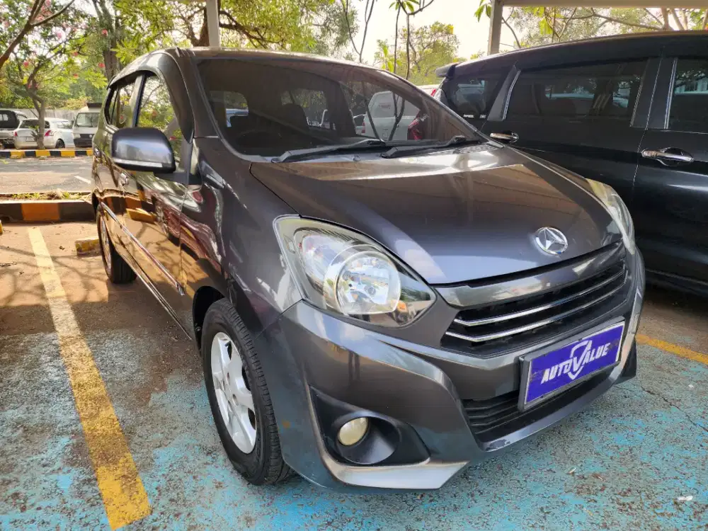 Daihatsu Ayla X MT 2018 Abu abu kondisi Istimewa