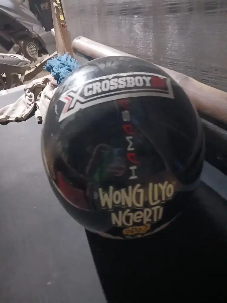 Jual Helm Honda Kondisi masih bagus