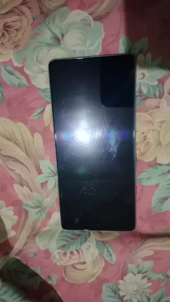 Jual hp tecno camon 40 ram 8+5/256 lengkap minus pemkaian aja